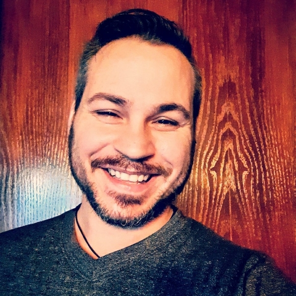 Meet your Posher, Posh - Picture 3 of 5